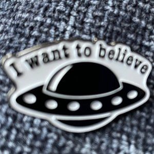 Matt Stewart, I Want to Believe Spaceship lapel pin
